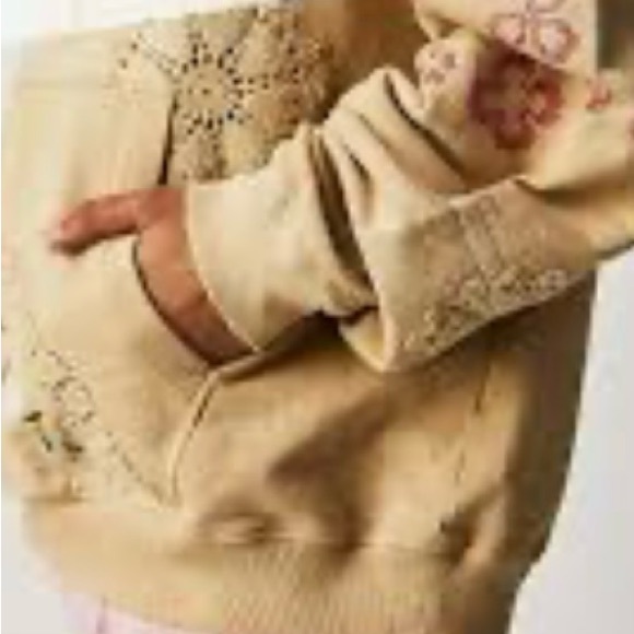 Free People GRAMS ATTIC SWEATSHIRT - Picture 11 of 16